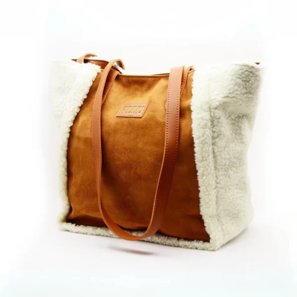 Cartera de Lana de Corderito